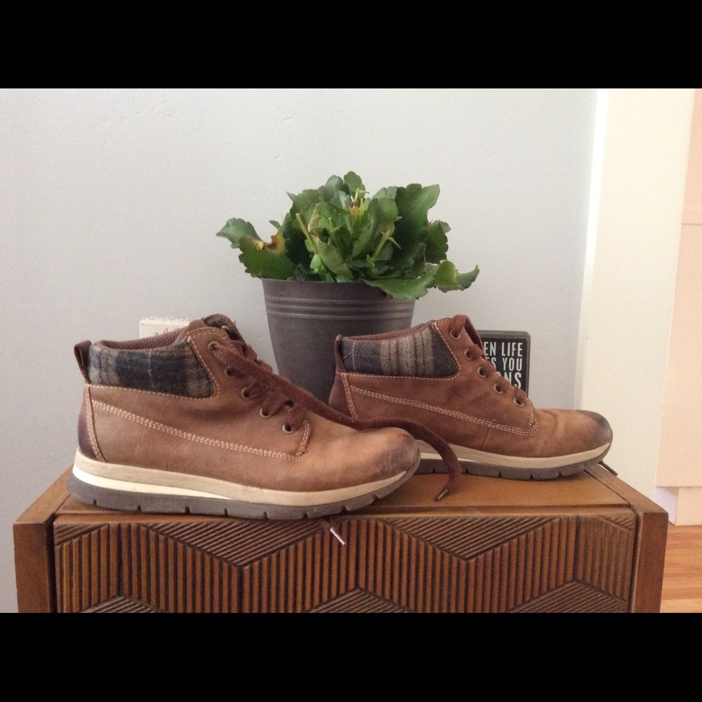 Bionica Brown Ankle Boots